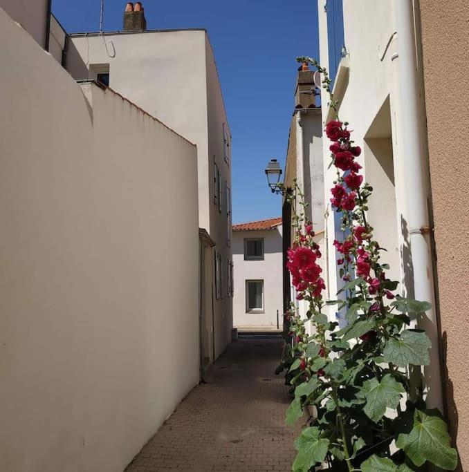 Les Sables-dʼOlonne Le Sunny Duplex Hypercentre La Plage A 2 Pas ! מראה חיצוני תמונה