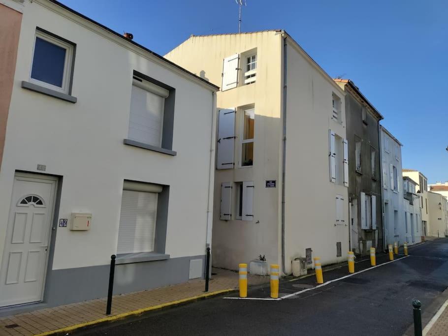 Les Sables-dʼOlonne Le Sunny Duplex Hypercentre La Plage A 2 Pas ! מראה חיצוני תמונה
